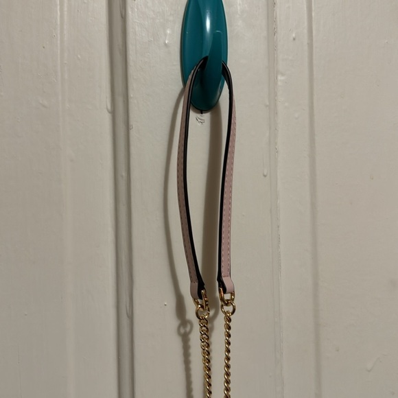 MICHAEL Michael Kors Powder Blush MLT Lipstick Holder - Picture 5 of 7